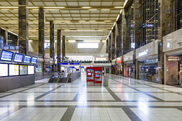 Rund 13.500 Fahrgäste haben beim VCÖ-Bahnhofstest die Bahnhöfe beurteilt. (Symbolfoto) | Foto: stock.adobe.com/at/travelview