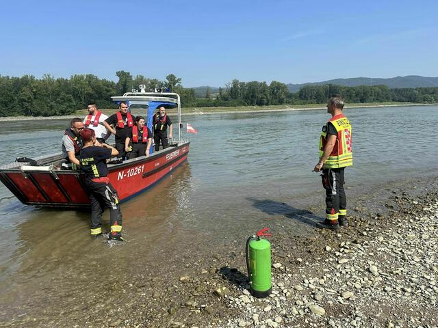 Trotz des beträchtlichen Ausmaßes des Ölteppichs geben die Behörden Entwarnung. | Foto: FF Melk
