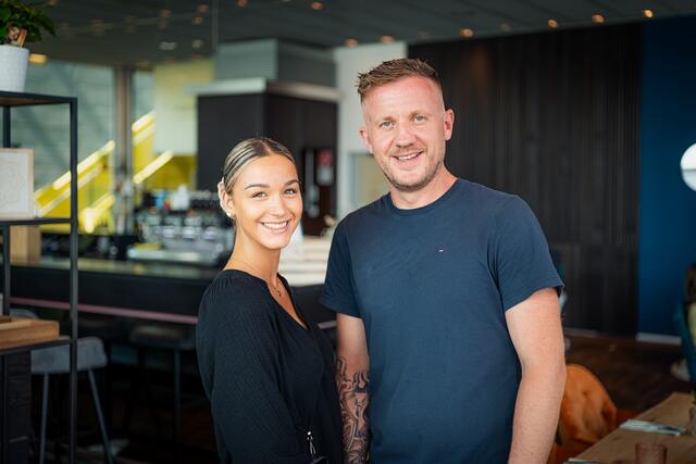 Prokuristin Anna Stöger und Gastronom Christian Jenner haben im AEC viel vor. | Foto: Attention Werbung &amp; Events