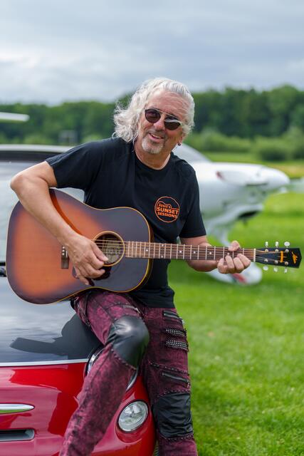 Der wahre musikalische Weckruf kam jedoch mit den Schallplatten von Bands wie den „Rolling Stones“, „Santana“ und „Deep Purple“. | Foto:  Josef Bollwein 