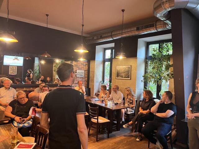 Fast 250 Anrainerinnen und Anrainer äußerten Wünsche für den Margaretenplatz. | Foto: Neos Margareten