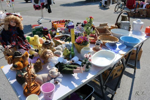 Geschirr, Kleidung, Kinderspielsachen und vieles mehr können noch bis zum 5. September als Sachspende abgegeben werden. (Symbolfoto) | Foto: ReneLederer