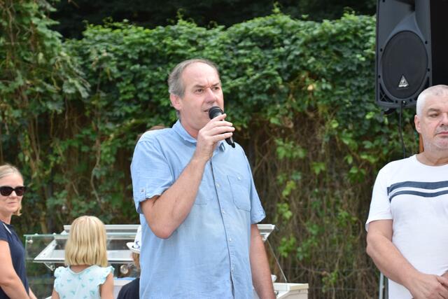 Bürgermeister Franz Rumpler eröffnet den Motorikpark und Erlebniswald. | Foto: Preineder