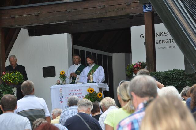 Organisator Sebastian Baumann und die beiden Diakone Tihomir Pausic und Christian Mühlbacher