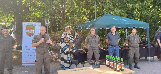 Bei der Siegerehrung gab es lobende Worte von Brigadier Gernot Gasser | Foto: Victoria Nagy