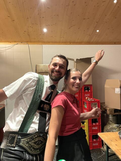 Obmann Stefan Hinteregger und Jugendreferentin Magdalena Lacher freuen sich über ein gelungenes Telfer Musigfest. | Foto: Mair