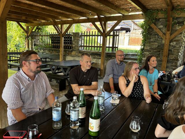 Gemütliches Beisammensein unter Kollegen. | Foto: MeinBezirk