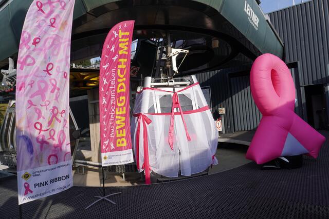 Vor der großen Enthüllung spekulierte man noch, wie eine pinke Gondel wohl aussieht.  | Foto: Alicia Martin Gomez