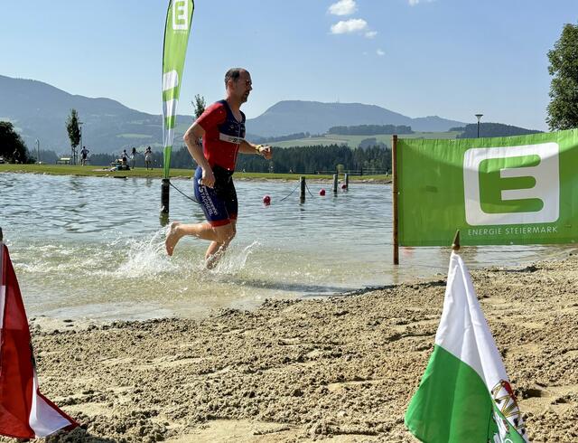 Markus Uitz holte sich den Österreichischen Meistertitel der Masters40 im Triathle