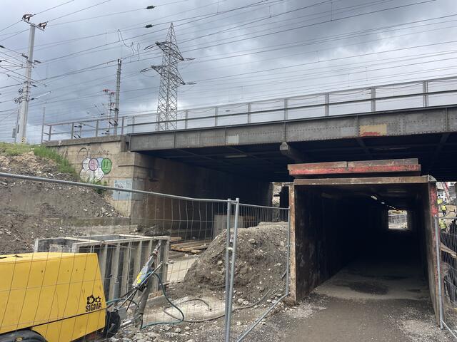 Das wird noch dauern: Hier die Baustelle Peter-Tunner-Gasse in Eggenberg.