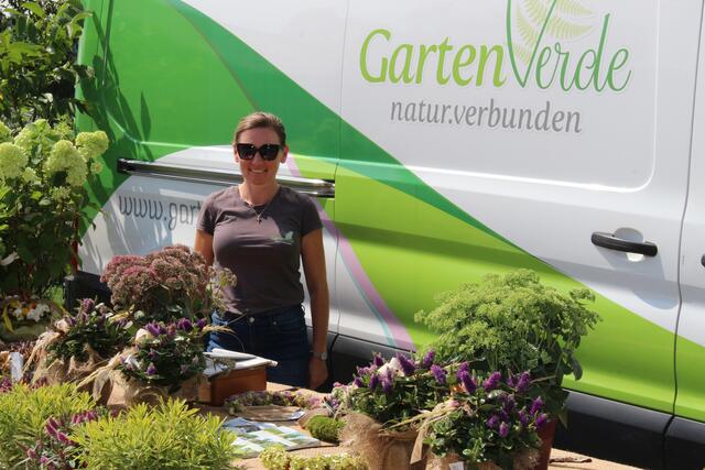 Gartenbaumeisterin Maria Gabriel-Oberngruber bot fachmännisch Beratung an.   | Foto: Robert Cupak