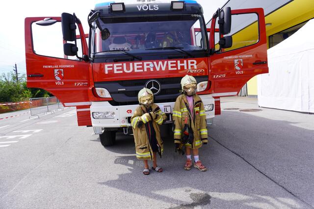 Das alljährliche Hallenfest der FF Völs bietet Spaß für Groß und Klein. | Foto: Alicia Martin Gomez