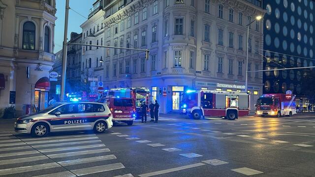 Im Bereich Wiedner Gürtel/Argentinierstraße ist es zu einem Zimmerbrand gekommen. Die Lage ist unklar. | Foto: Salme Taha Ali Mohamed/MeinBezirk