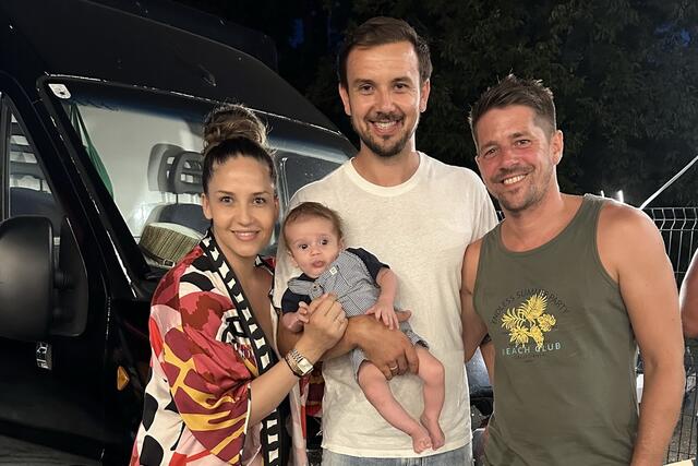 Nina und Manuel Prietl mit dem kleinen Toni und Christoph Schneeberger | Foto: ÖVP Marz