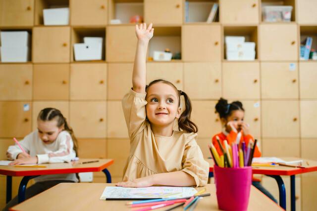 Im Kinder- und Jugendparlament gestalten junge Margaretnerinnen und Margaretner den Bezirk mit. | Foto: Pexels/Shuraeva