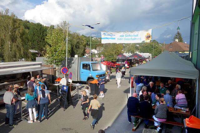 Am 8. September lockt das Kierlinger Straßenfest. Heuer bereits zum 36. Mal.  | Foto: Hans Ludwig