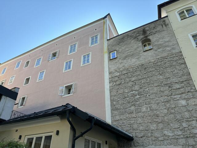 Die alte Stadtmauer. | Foto: Schrofner
