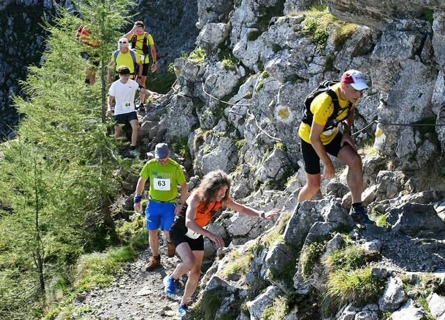 Lauf-Klettern am Steig - ich mag das auch wenn es viel Kraft kostet | Foto: Fadensteiglauf - eiffelbaum