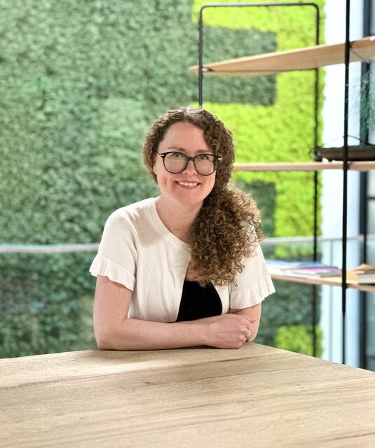 Alicia Michael ist Biochemikerin und will verstehen, wie Zellen die Zeit messen. | Foto: ISTA