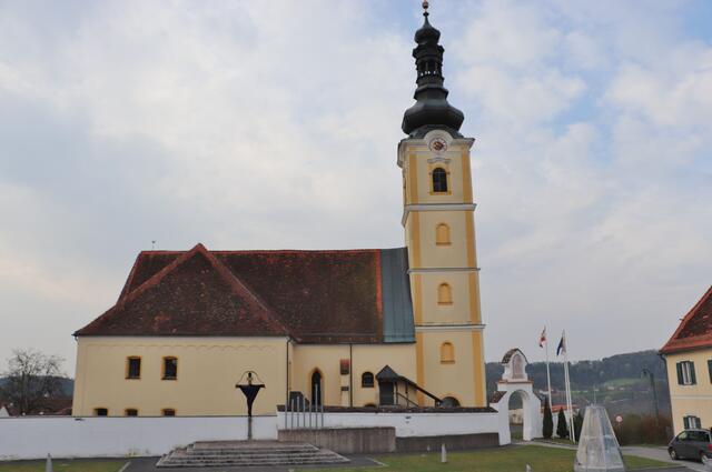 Nach umfangreicher Sanierung erfolgt beim Jubiläum 800 Jahre Pfarre St. Marein die Kirchweihe durch Bischof Wilhelm Krautwaschl. | Foto: Edith Ertl