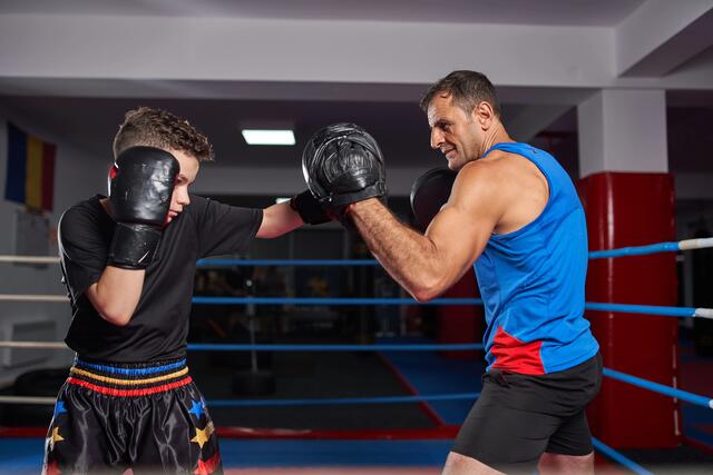 "Workout, nicht Knockout" – unter diesem Motto laden Linzer Kickboxvereine zu Schnuppertrainings ein.  | Foto: PantherMedia - Xalanx