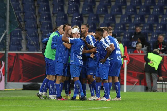Der FC Blau Weiß Linz verstärkt die Mannschaft mit einem weiteren Innenverteidiger. | Foto: Bernd Speta