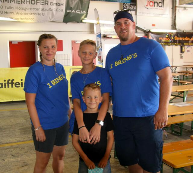 Jasmin, Kevin, Jason und Dennis aus Michelhausen. | Foto: Christian Nowotny
