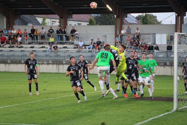 Nichts zu holen war für die Heimmannschaft gegen die WAC Amateure. | Foto: MeinBezirk/Hofmüller