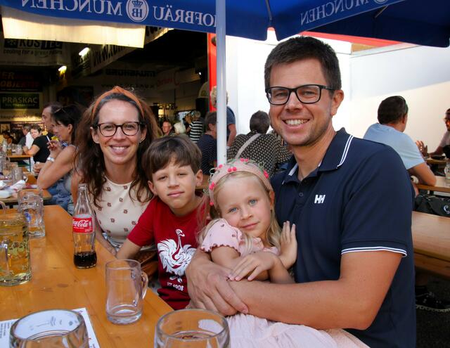 Martina, Paul, Clara und Thomas Nowak. | Foto: Christian Nowotny