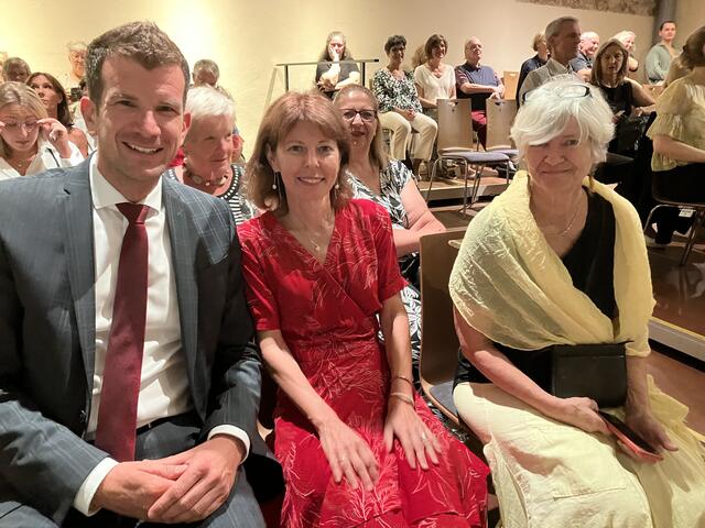 Bürgermeister Christian Macho, Bezirkshauptfrau Verena Sonnleitner, Kulturszene-Obfrau Irene Künzel (v.l.)