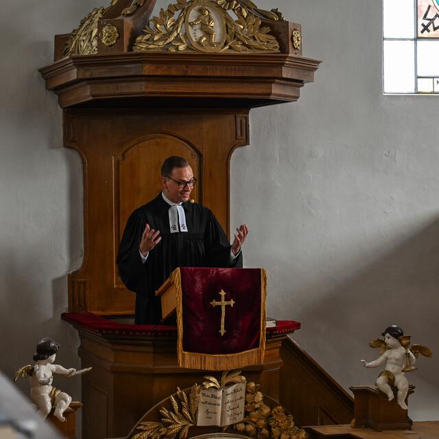 Sebastian Götzendorfer wird am 15. September um 15 Uhr in der evangelischen Kirche in Zurndorf in sein Amt als Gemeindepfarrer eingeführt.  | Foto: Sebastian Götzendorfer