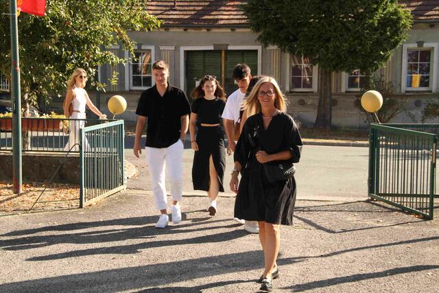 Auch die Frau von Bgm. Joachim Radics Barbara begleitete ihre Familie zum Festakt.