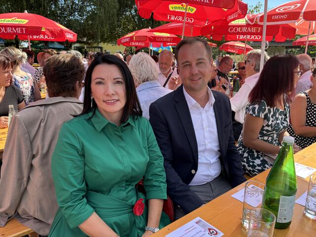 Tanja Fauland Gratz mit ihrem Gatten.  | Foto: Brigitte Gady