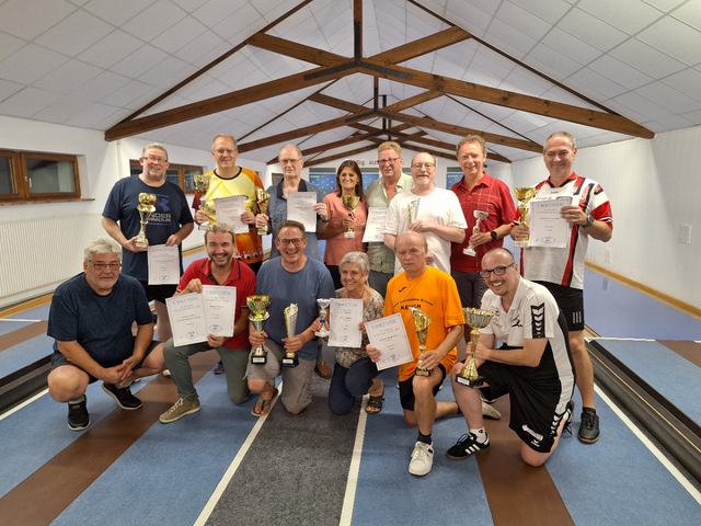Siegeehrung bei der Stadtmeisterschaft im Sportkegeln in Krems | Foto: KSK Austria Krems