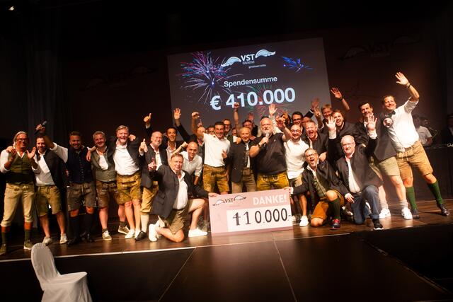 Große Freude beim VST Kitzbühel über die Spendensumme von 410.000 Euro. | Foto: F. Helmich