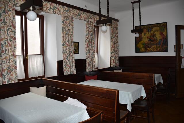 Gaststube Goldenes Kreuz, Grein. | Foto: Zinterhof