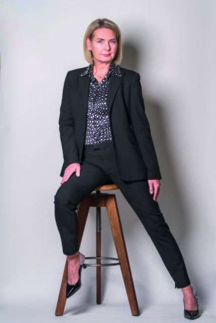 Am 9. Oktober ist Claudia Rossbacher im Rahmen des Krimifestes Tirol zu Gast im KC750. | Foto: Mias Photoart