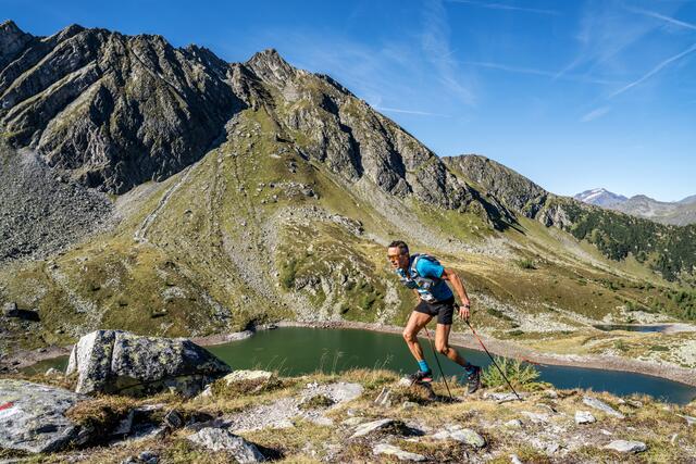 Den dritten Platz teilten sich die beiden Österreicher Sepp Jetzbacher sowie der Gasteiner Lokalmatador Matthias Naglmayr, die beide 50 Minuten und 11 Sekunden hinter dem Sieger, dem Norweger Erland Eldrup ins Ziel kamen.  | Foto: adidas