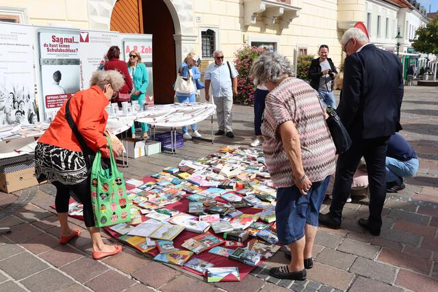 Bereits zum 16. Mal wurde das BookCrossing-Aktion von den Burgenländischen Volkshochschulen organisiert. | Foto: Vanessa Trabi