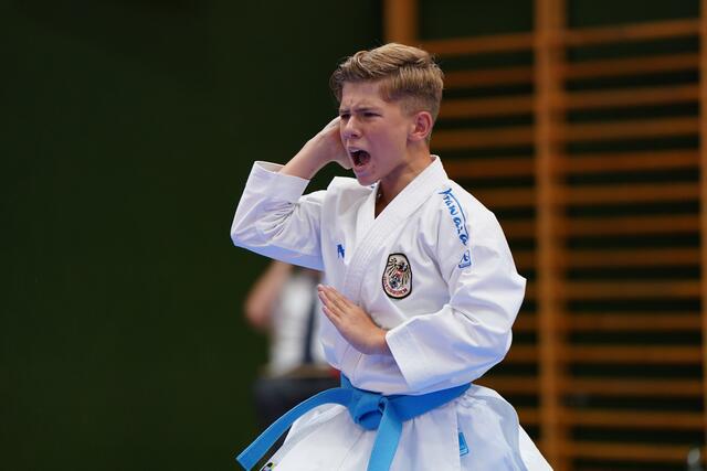 Emila Zadina kämpfte sich erfolgreich bis zum Sieg. | Foto: Frieways Karateklub