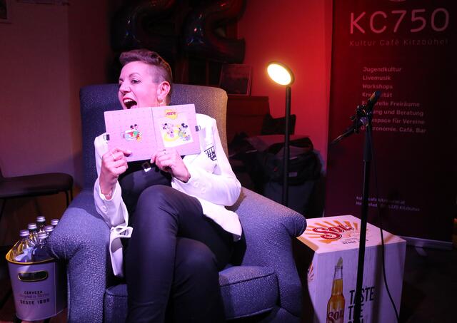 Diana Köhle lädt am 7. November beim zweiten Tagebuch-Slam zum Mitmachen ein. | Foto: Breitfellner