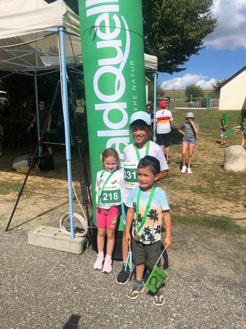 Emma und Kaito beim Waldquelle Lauf in Kobersdorf. | Foto: Leithathletik Mittelburgenland