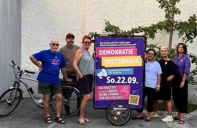 Der Zusammenschluss von besorgten Bürgerinnen und Bürgern zum Aktionsbündnis "Demokratie verteidigen" will gegen den drohenden Rechtsruck in Österreich mobilisieren.  | Foto: "Demokratie verteidigen"