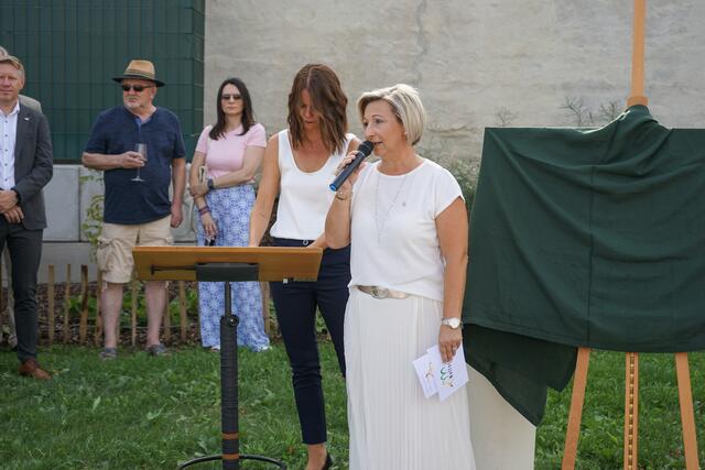 Bürgermeisterin Claudia Schlager eröffnete feierlich den Park. | Foto: Stadtgemeinde Mattersburg
