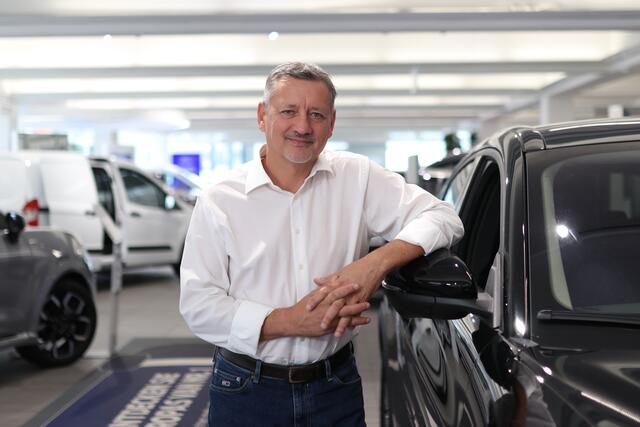 Josef Nußbaumer Vorsitzender des Salzburger Landesgremiums Fahrzeughandel betont: "Die Kraftfahrzeugbranche ist ein starker Wirtschaftsmotor in Salzburg. Mit einem jährlichen Umsatzvolumen von rund neun Milliarden Euro zählt die Kfz-Branche zu den stärksten Wirtschaftszweigen im Bundesland Salzburg." | Foto: Milovan Radakovic