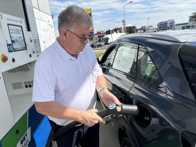 Peter Dangl fährt seit dem Frühjahr ein Wasserstoff-Auto. | Foto: Alexander Paulus