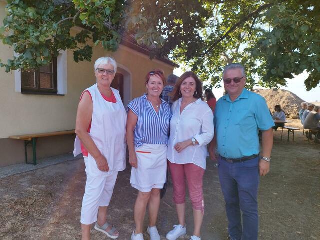 Obfrau Hofstetter Renate Breimann
Nat. Abg. Angela Baumgartner  Bgm .Alfred Kridlo | Foto: Gertrude Hofstetter