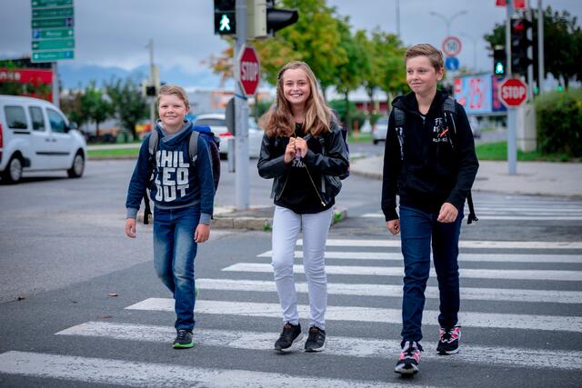 Wer zu Fuß geht, bleibt nicht nur fit, es schult auch die Selbstständigkeit und das Selbstvertrauen. | Foto: Bernhard Knaus