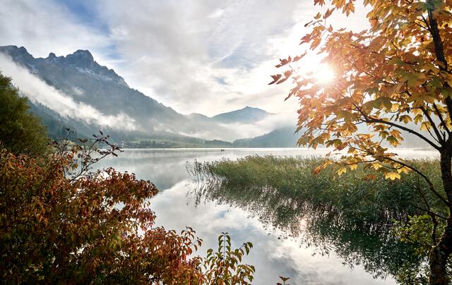 Traumhaft schön: Der Haldensee. Jetzt im Herbst präsentiert er sich von einer besonders schönen Seite. | Foto: Achim Meurer