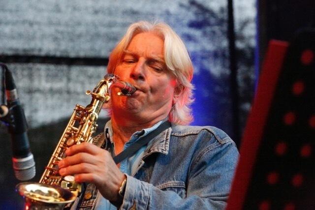 Johann Lechner spielt leidenschaftlich Saxophon. | Foto: Foto Buchinger